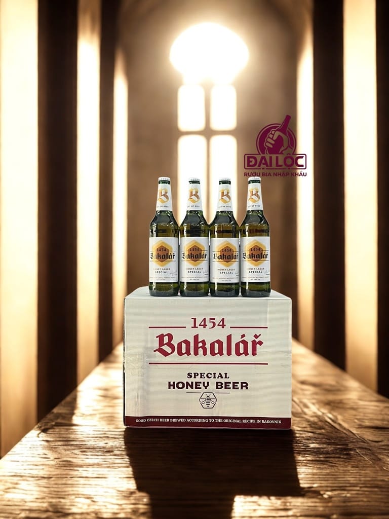 Bia Tiệp Bakalář Honey 5,8% - Thùng 20 Chai 500ml
