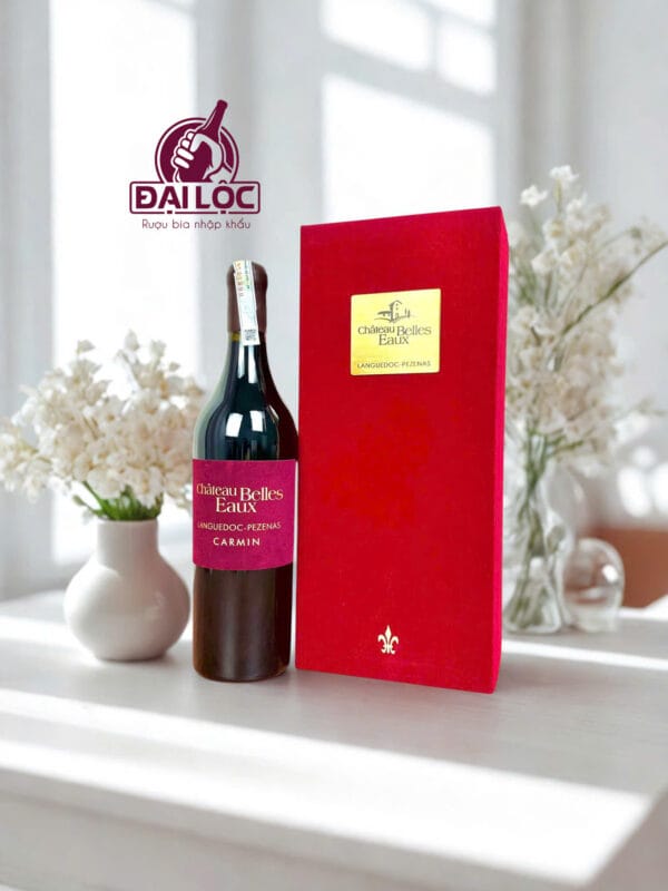 Château Belles Eaux là một chai rượu vang Pháp đỏ nổi bật với nồng độ cồn ấn tượng 15% Vol., 