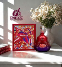 Hộp Quà Hennessy XO Deluxe Đỏ – Tuyệt Tác Sắc Đỏ, Biểu Tượng Của Sự Thành Đạt