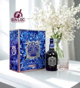 Hộp Quà Rượu Chivas 18 Blue 2026 Chính Hãng – Đẳng Cấp Quà Tặng Tết Bính Ngọ